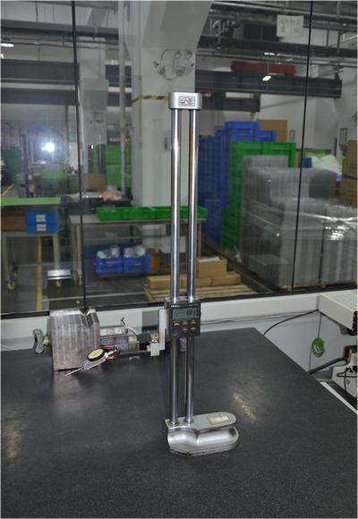 3、精密高度尺.JPG